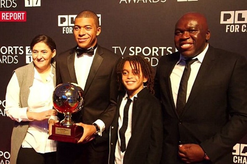 Kylian Mbappe  ảnh 1 Kylian Mbappe anh 1