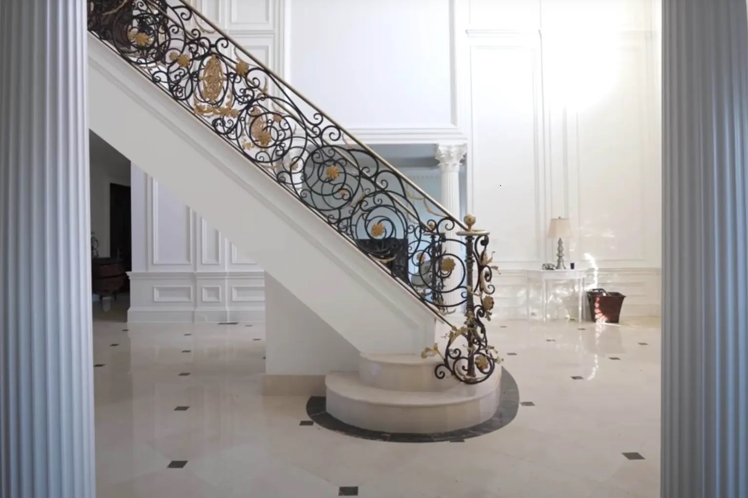 Biet thu bo hoang anh 1