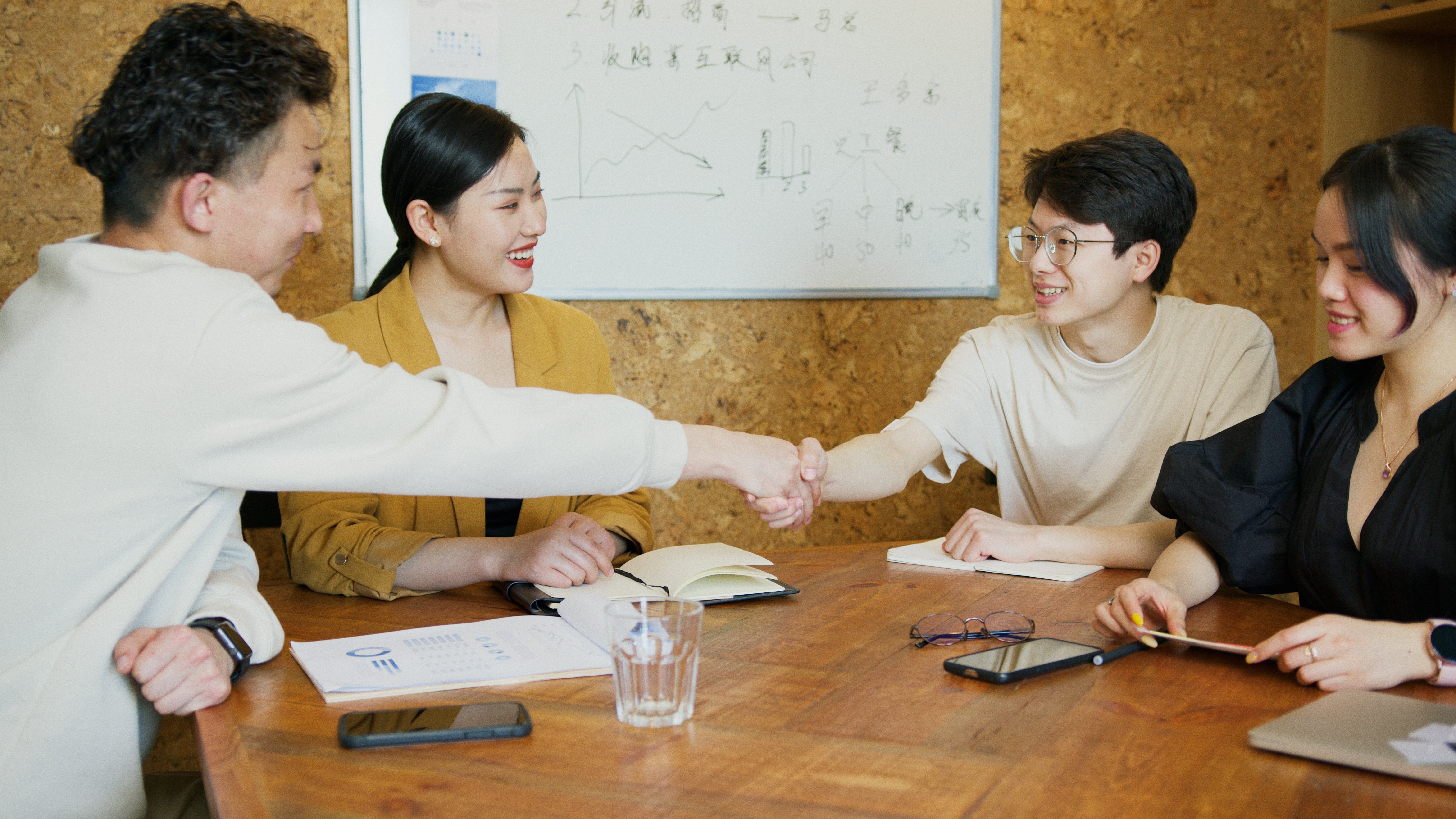 Chan viec nhung van lam anh 2