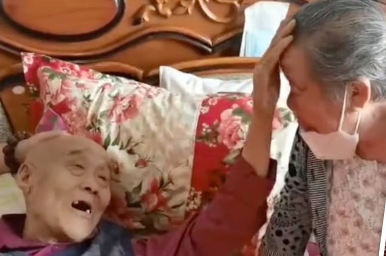 Loi tu biet cua chong voi vo khien hang trieu nguoi xuc dong hinh anh