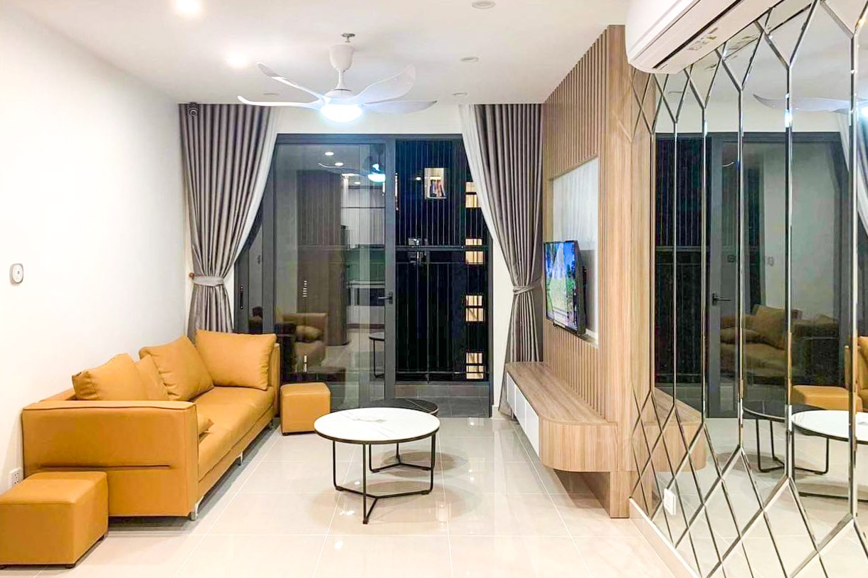 Vo chong tre mua nha anh 3