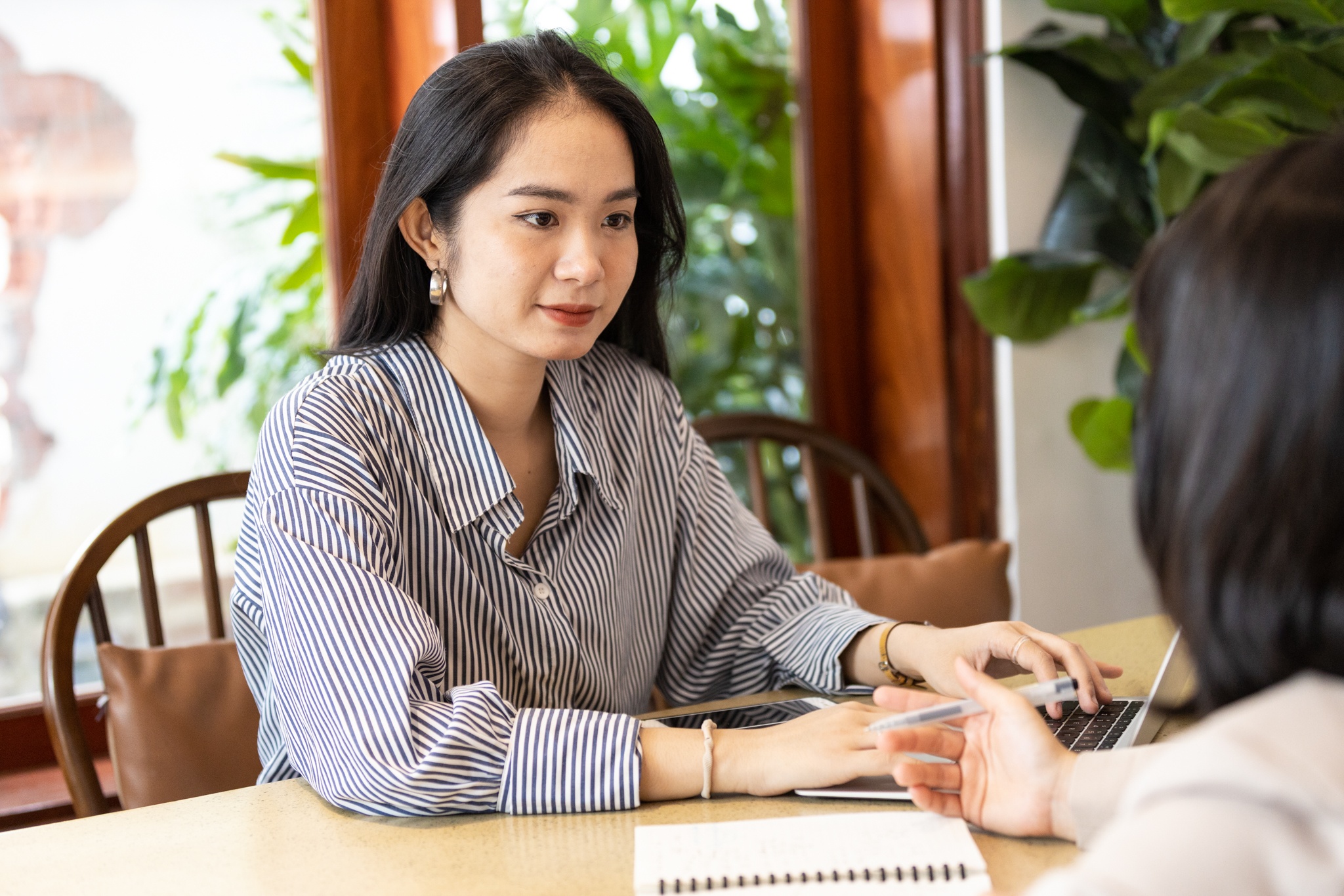 CV ‘phong bat’, tu ve chuc danh hinh anh