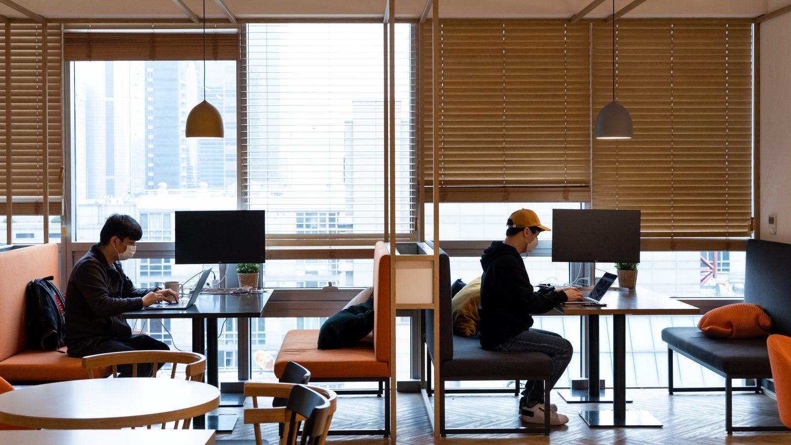 Lam viec 4 ngay/tuan anh 1