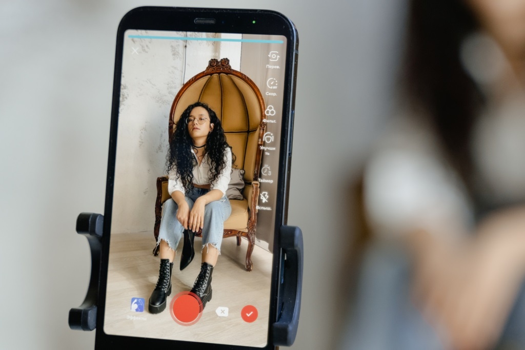 TikToker bi tay chay anh 4