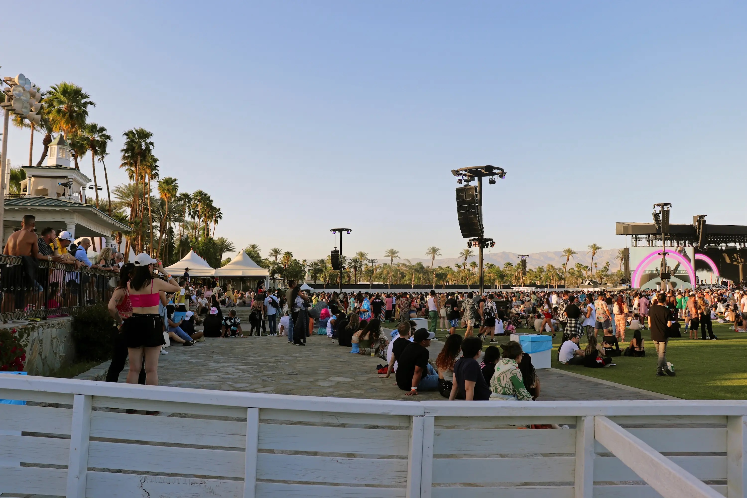 Coachella ảnh 8 Coachella anh 8