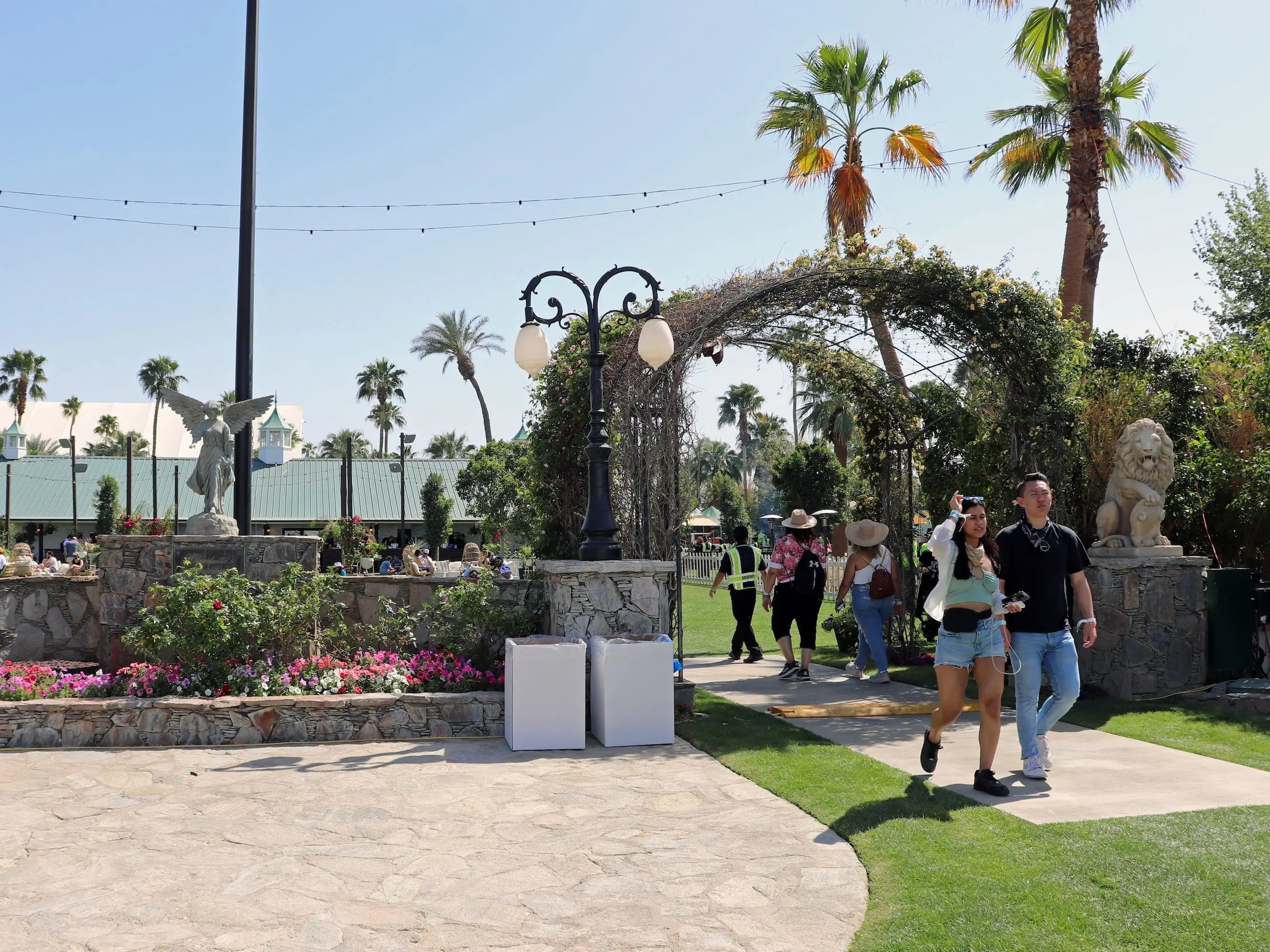 Coachella ảnh 5 Coachella anh 5