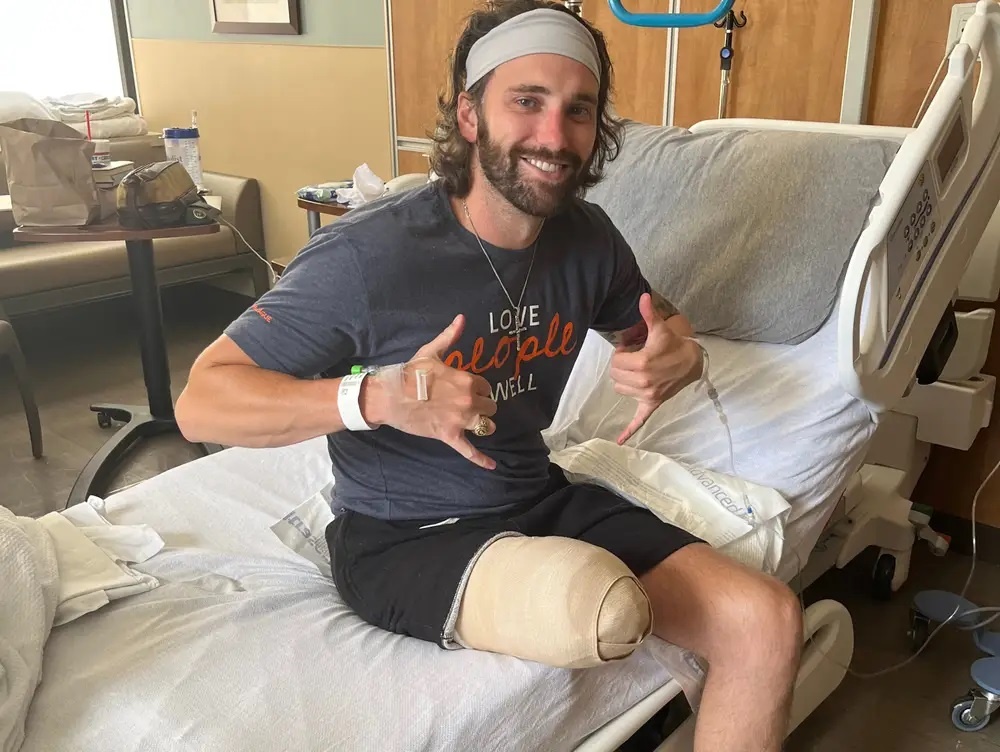 Ly do chang trai My tung tham gia show hen ho phai cat cut chan hinh anh