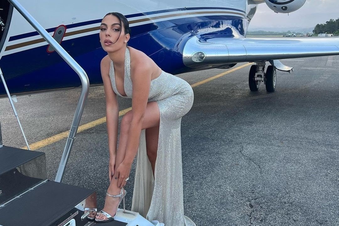 Su xau xi phia sau ‘nhung chuyen bay 10 phut’ cua gioi sieu giau hinh anh