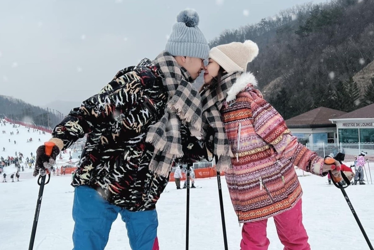 Chi vai chuc trieu dong cho ky nghi trang mat hinh anh