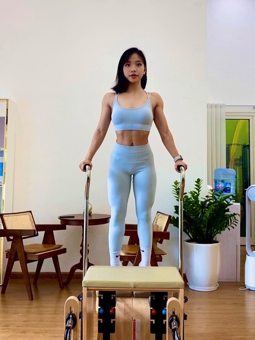 Cô gái tập thể hình ảnh 7 Co gai tap the hinh anh 7