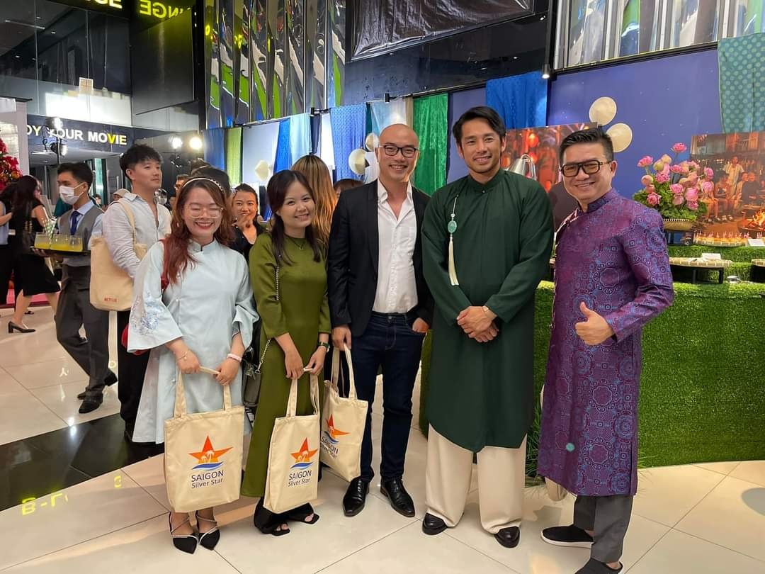 A Tourist's Guide to Love anh 1