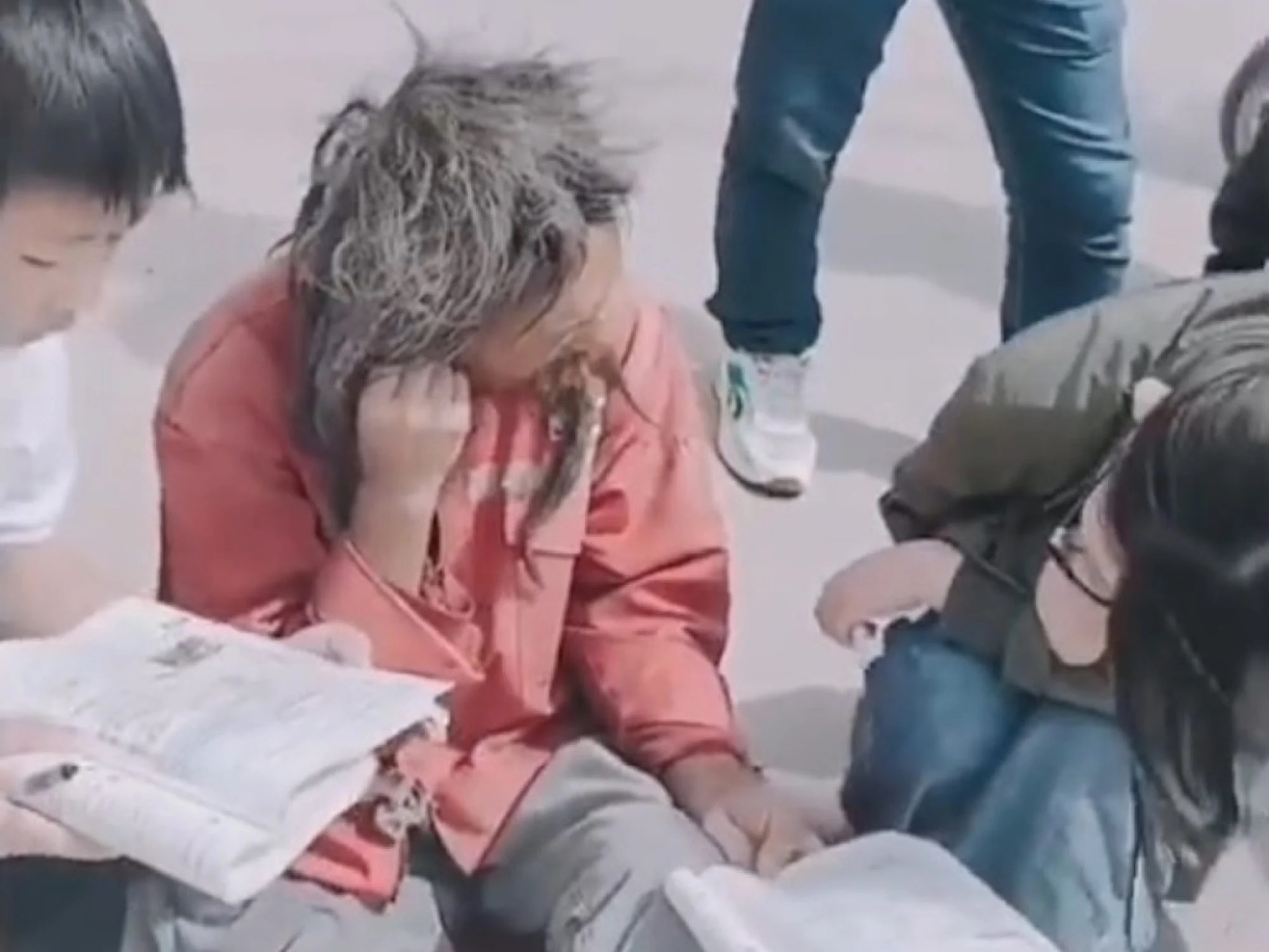 ‘Thay giao an xin' day tieng Anh o Trung Quoc hinh anh