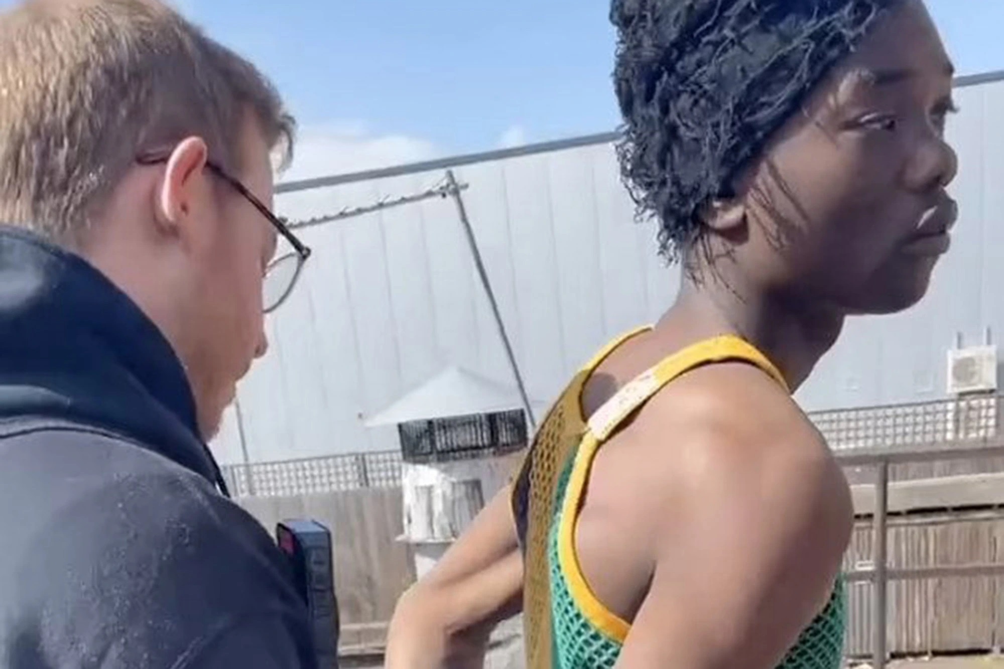 Tro dua TikTok dien ro anh 1