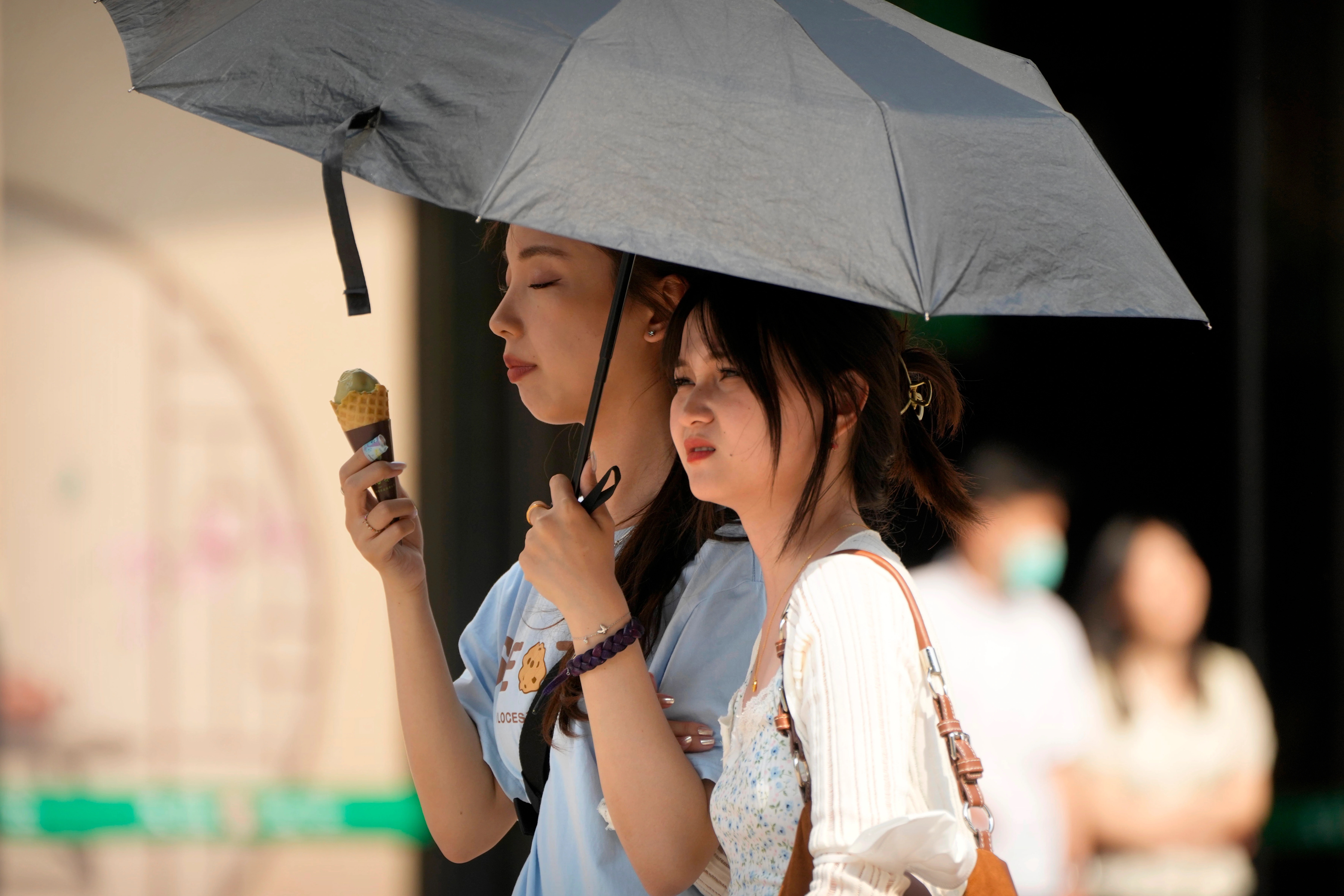 Cac cach tranh nong don gian tai nha hinh anh