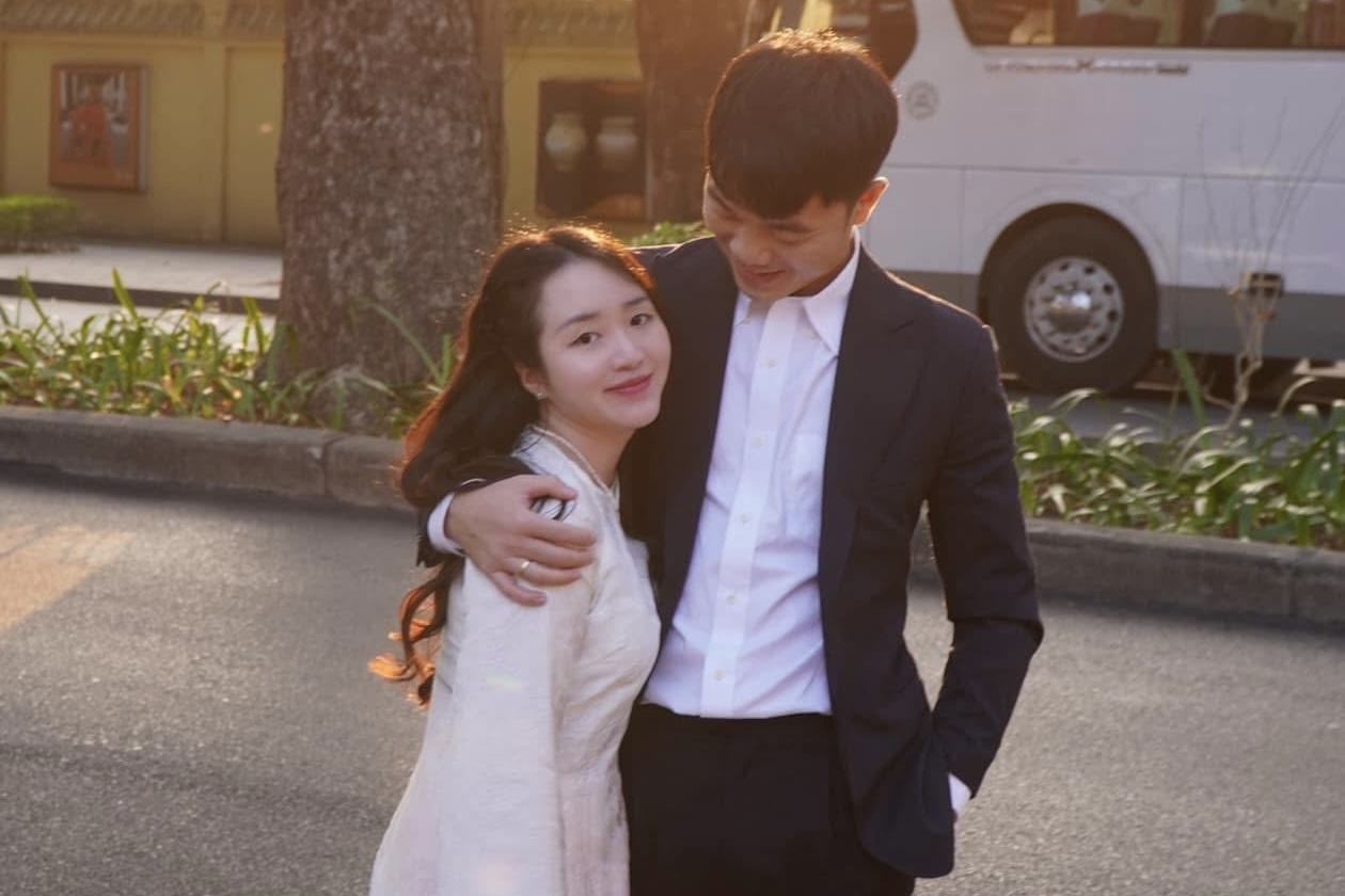 Luong Xuan Truong hiem hoi khoe anh vo giam doc hinh anh