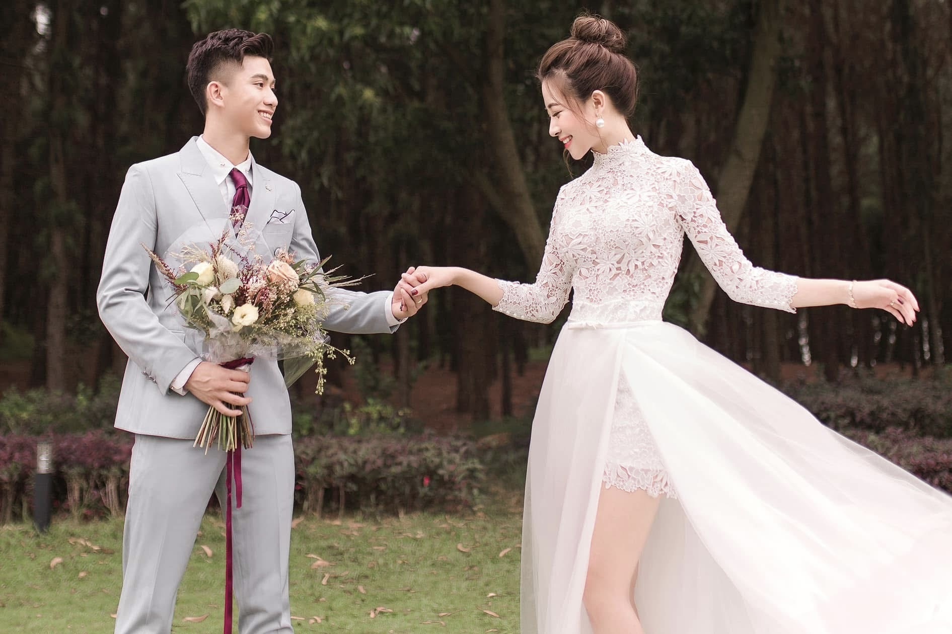 Phan Van Duc ky niem 5 nam ngay cuoi ‘co giao hot girl’ hinh anh