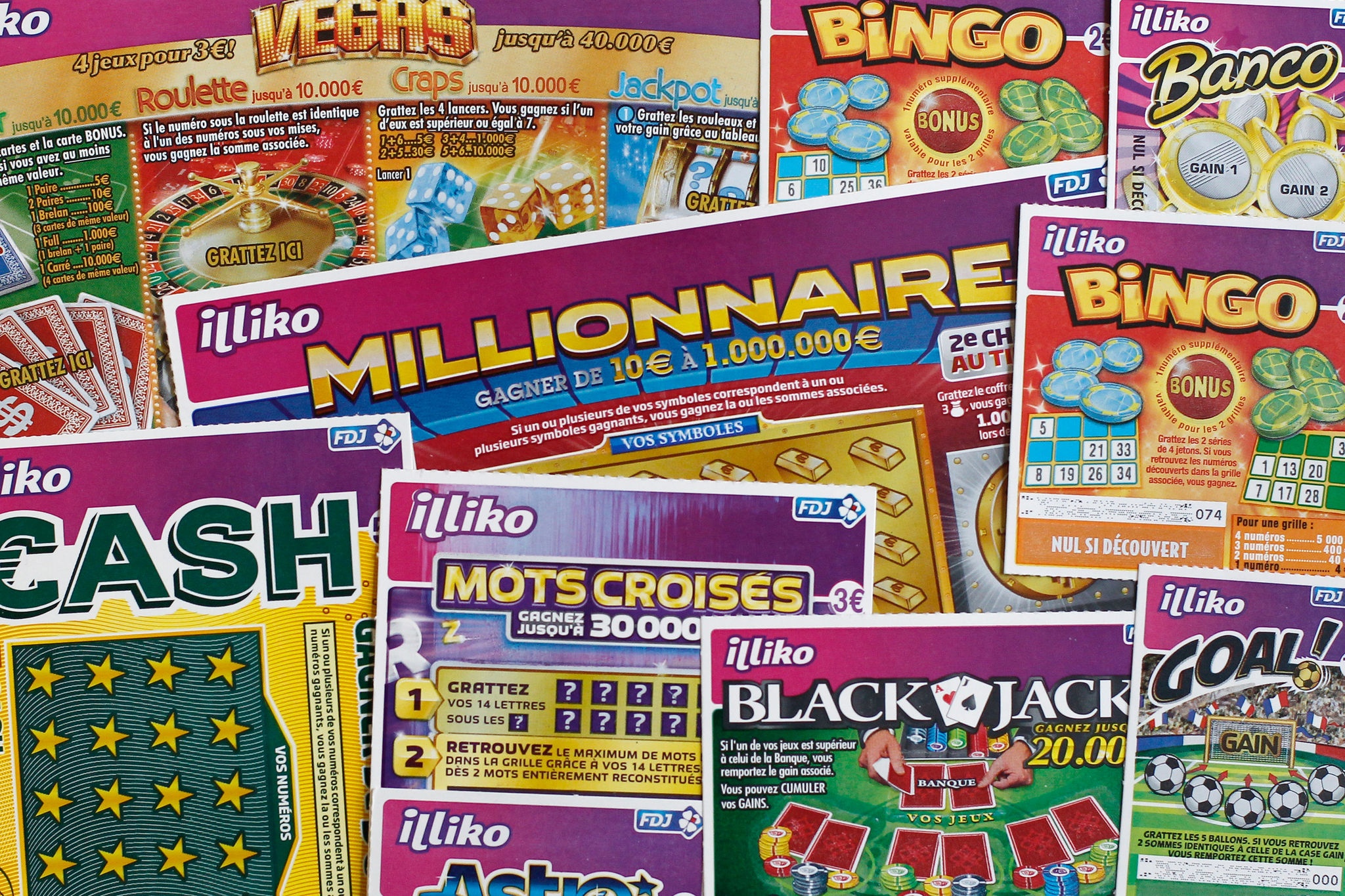 Ke trom lay the mua ve so trung 523.000 USD, nan nhan doi chia tien hinh anh