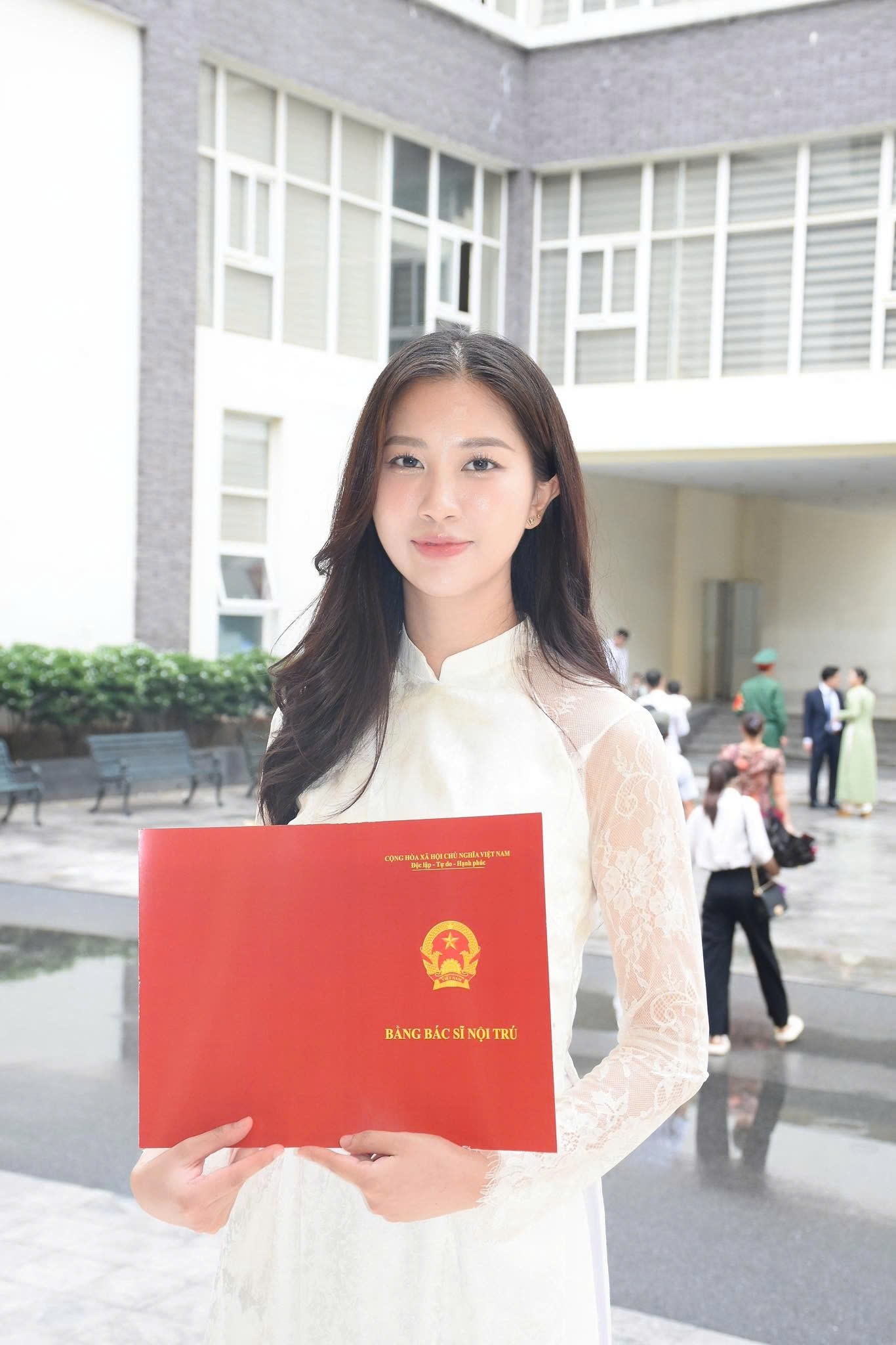 Nghien cuu sinh tien si anh 2