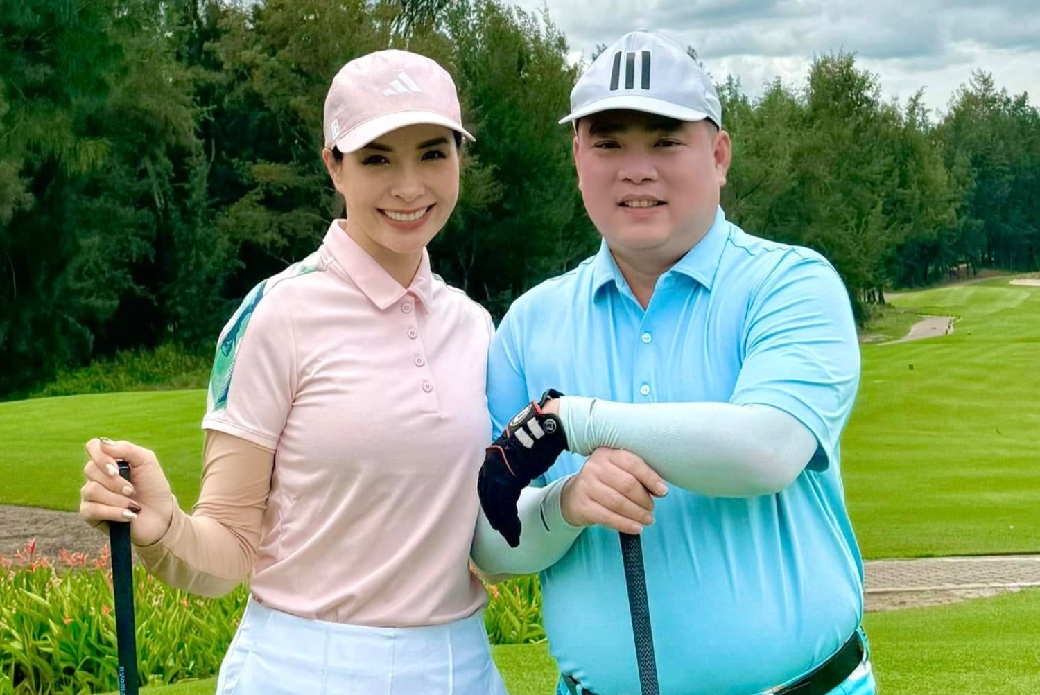 Tai xe co sai luat khi tung video nhac si Minh Khang say xin, chui boi hinh anh