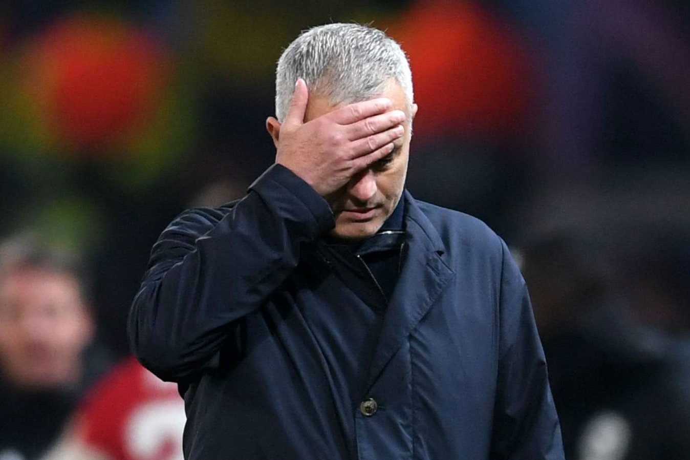 Jose Mourinho chap nhan an tu 12 thang vi toi tron thue hinh anh