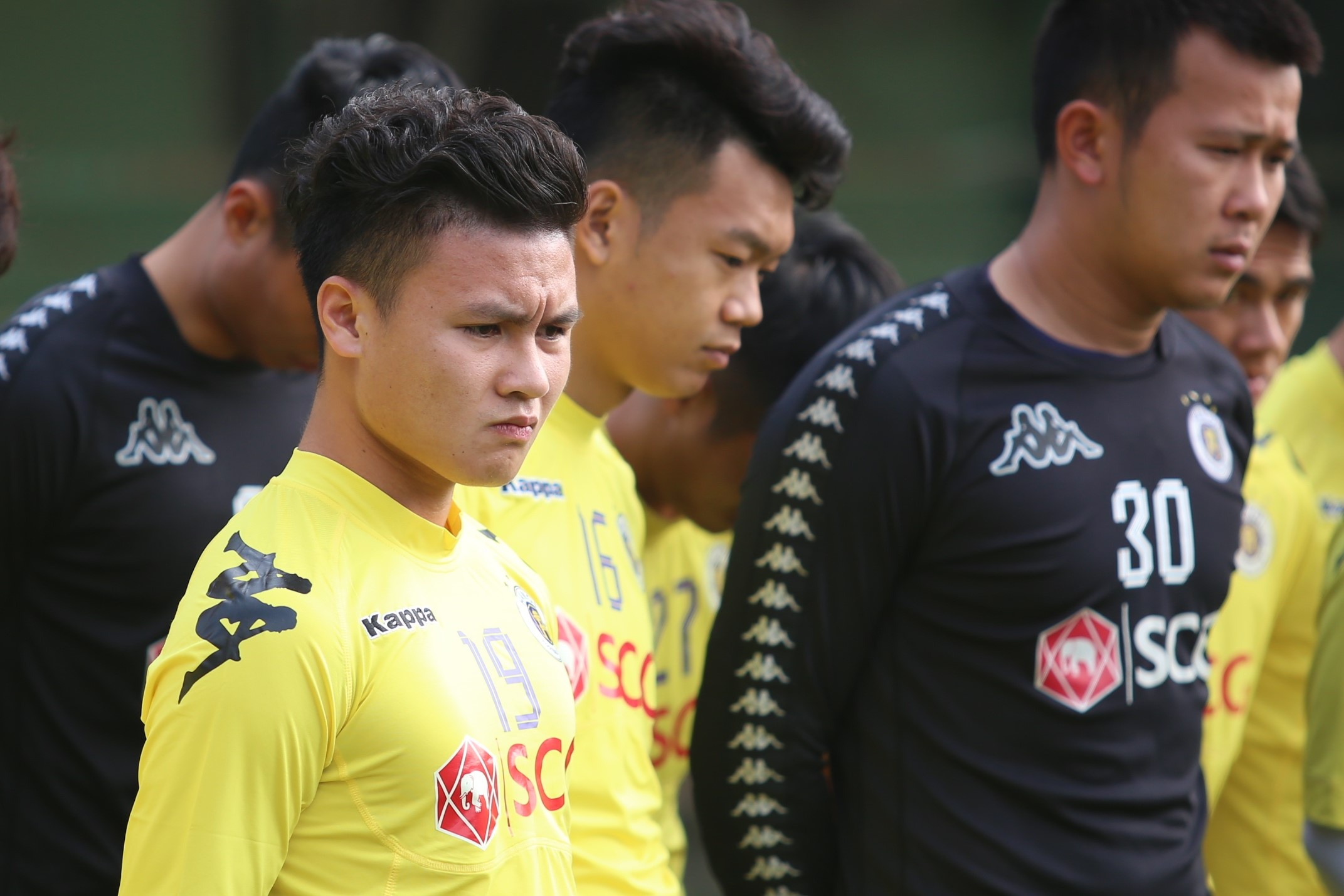 CLB Ha Noi,  Quang Hai,  Van Hau,  HLV Chu Dinh Nghiem anh 1