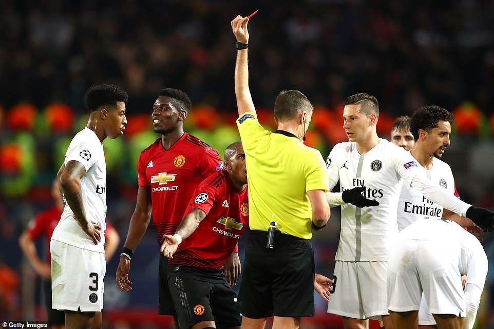 Man Utd vs PSG, MU thua 0-2, Mbappe, Pogba thẻ đỏ ảnh 2 Man Utd vs PSG, MU thua 0-2, Mbappe, Pogba the do anh 2