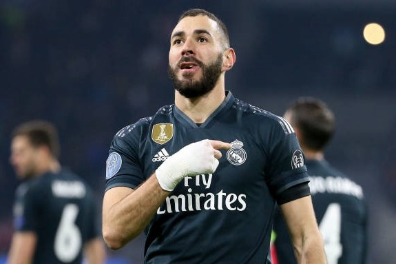 Benzema dat cot moc lon tai Champions League hinh anh