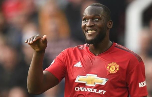 Lukaku lap cu dup, MU nhe nhang vuot ai Crystal Palace hinh anh