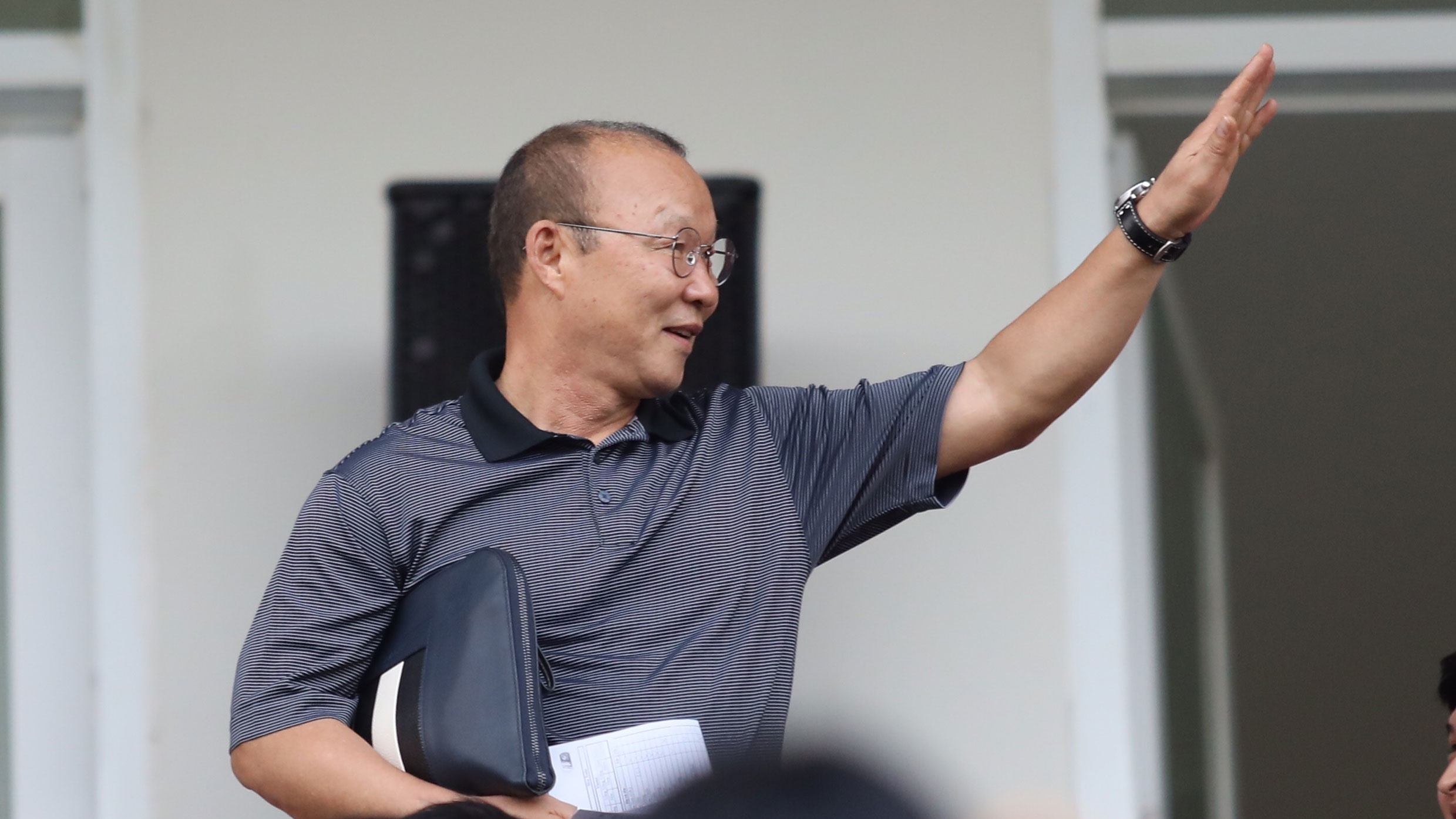 HLV Park: 'Mot cuoc chia tay dep de, toi khong co gi tiec nuoi' hinh anh