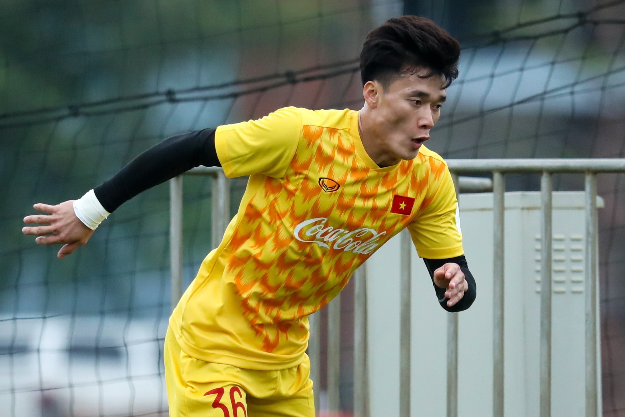 Bui Tien Dung, Quang Hai, Dinh Trong hoi quan cung U23 Viet Nam hinh anh