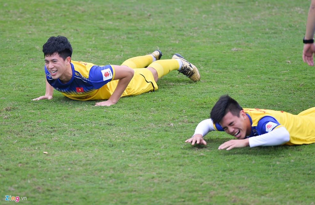 Thanh Chung,  U23 Viet Nam,  HLV Park Hang-seo,  rut danh sach anh 1