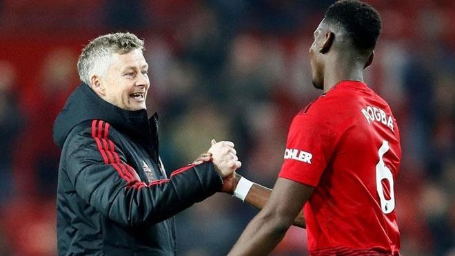 HLV Solskjaer len tieng ve tin don Pogba chuyen den Real hinh anh