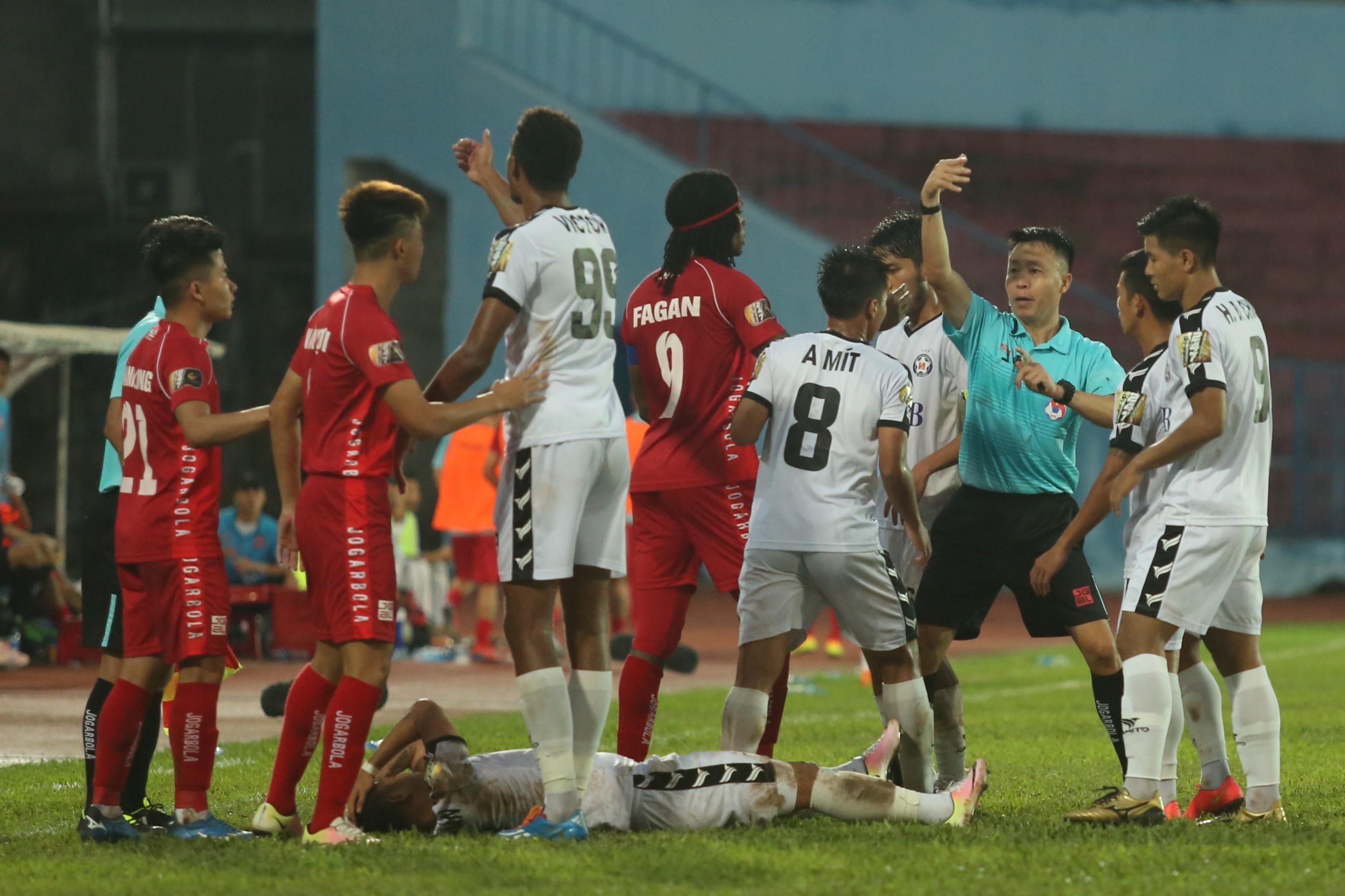 Hải Phòng, Đà Nẵng, Hà Đức Chinh, thẻ đỏ, V.League 2019, Bùi Tiến Dụng ảnh 2 Hai Phong, Da Nang, Ha Duc Chinh, the do, V.League 2019, Bui Tien Dung anh 2
