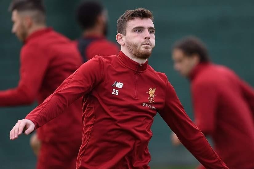 CDV bat cuoi truoc pha truot chan cua tru cot Liverpool hinh anh