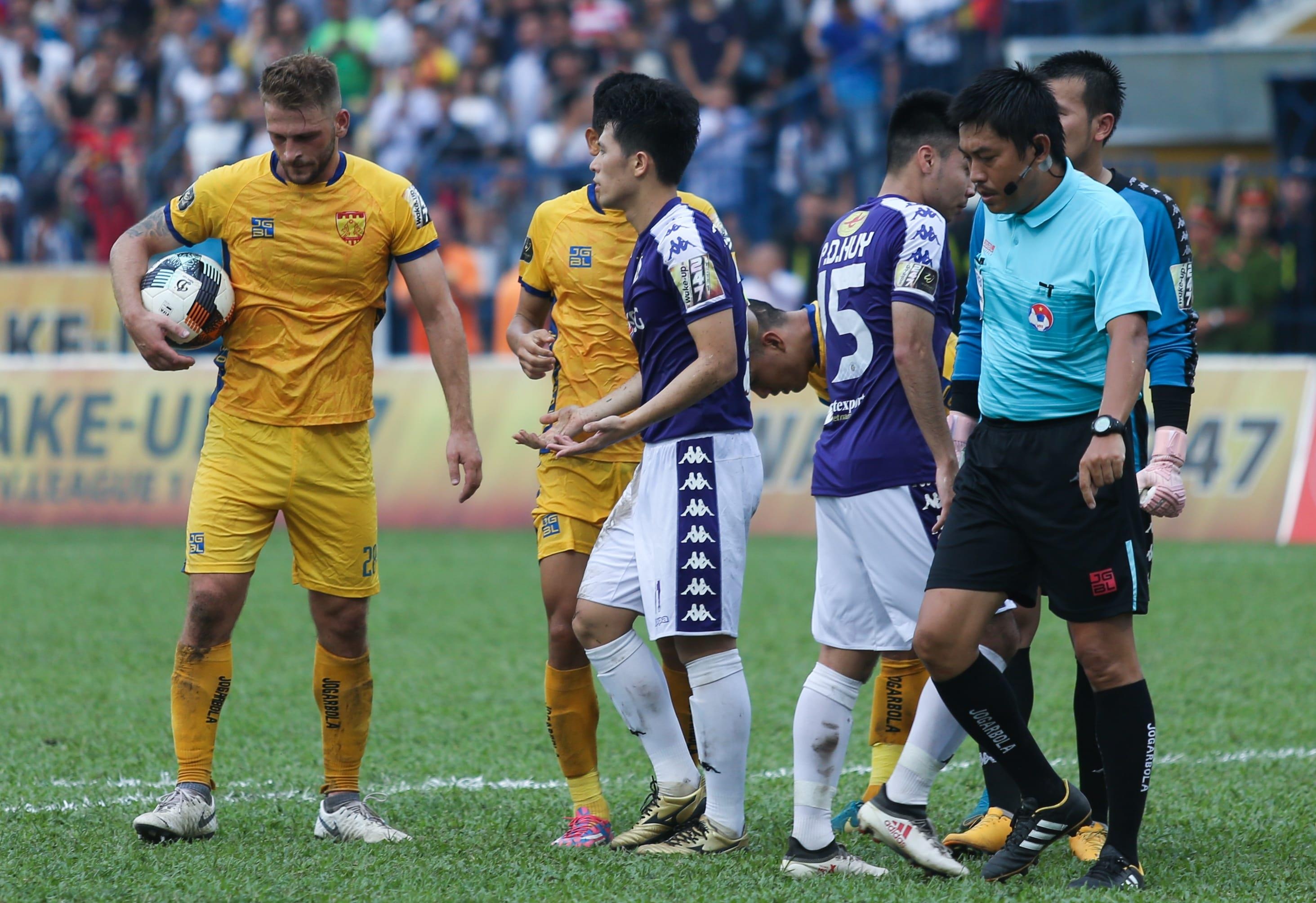 Dinh Trong the do,  CLB Ha Noi,  CLB Thanh Hoa,  Quang Hai,  Bui Tien Dung anh 7