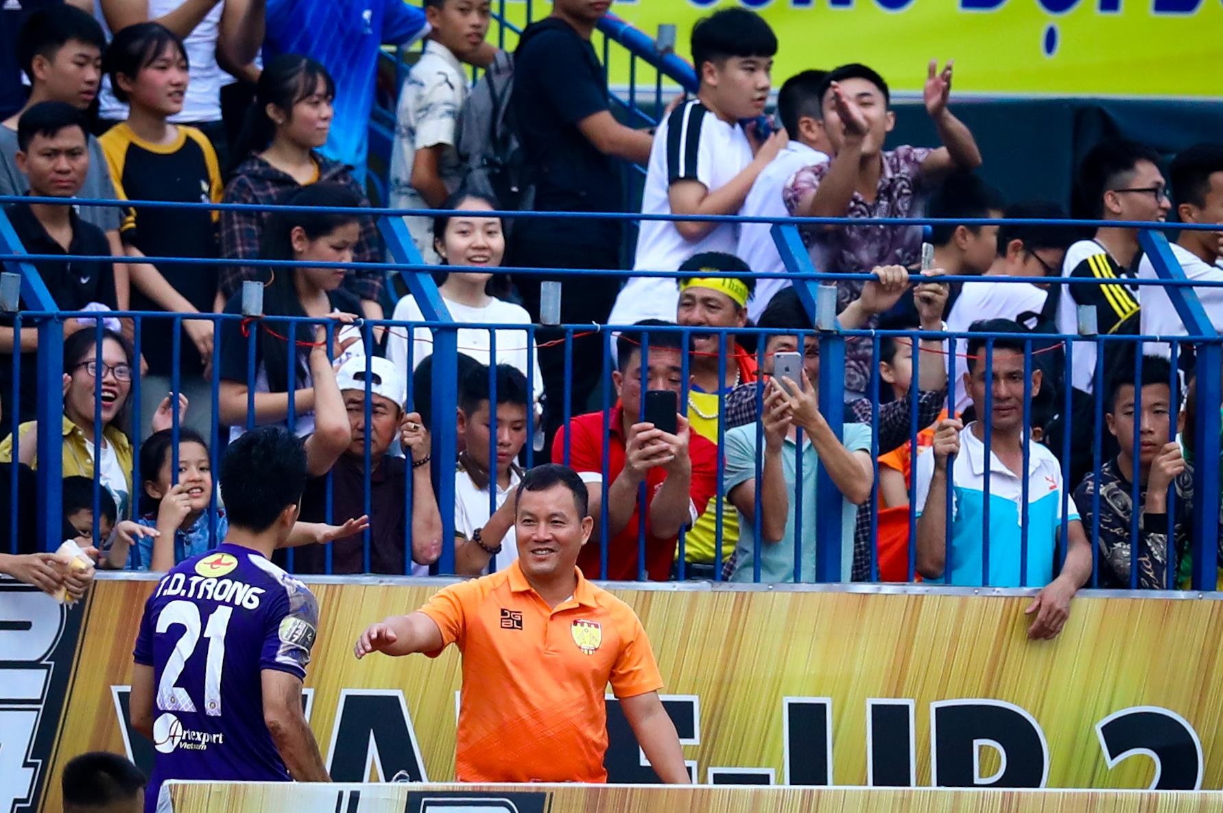 Dinh Trong the do,  CLB Ha Noi,  CLB Thanh Hoa,  Quang Hai,  Bui Tien Dung anh 9