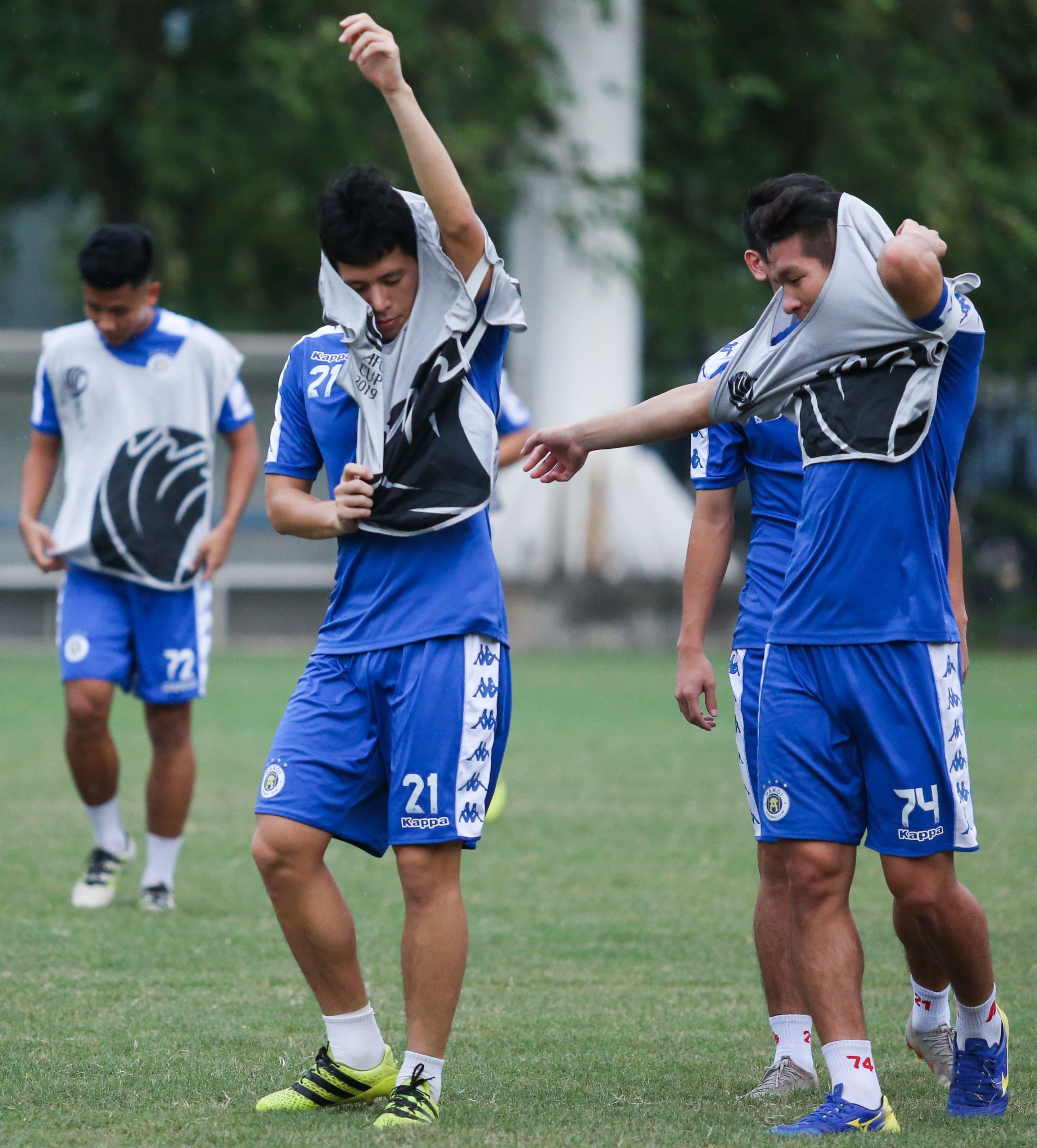 Quang Hai,  Dinh Trong,  Duy Manh,  CLB Ha Noi,  AFC Cup anh 2