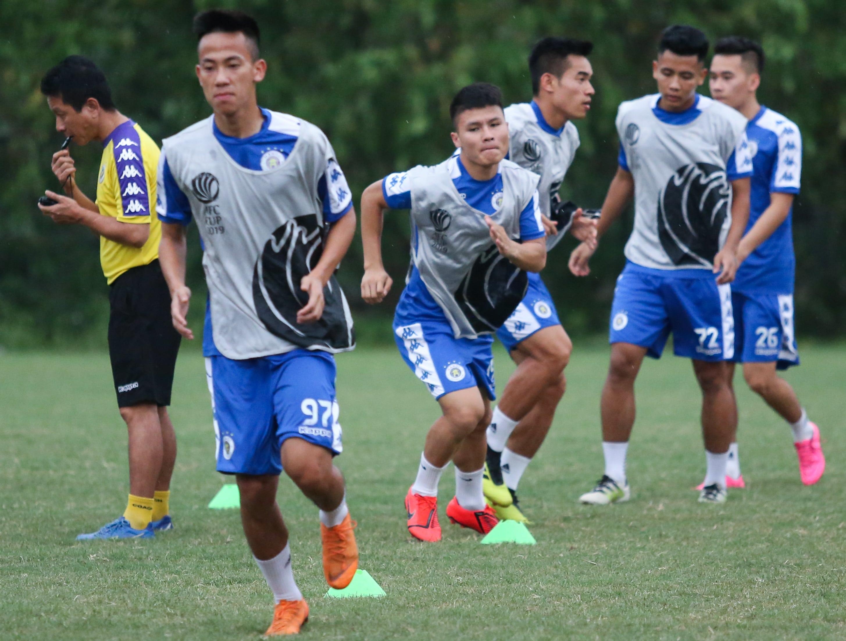 Quang Hai,  Dinh Trong,  Duy Manh,  CLB Ha Noi,  AFC Cup anh 3