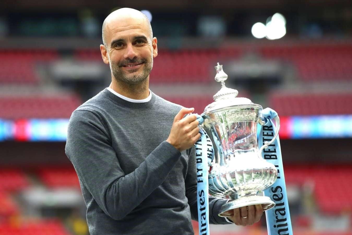 Pep Guardiola: 'Gianh cu an 3 kho hon vo dich Champions League' hinh anh