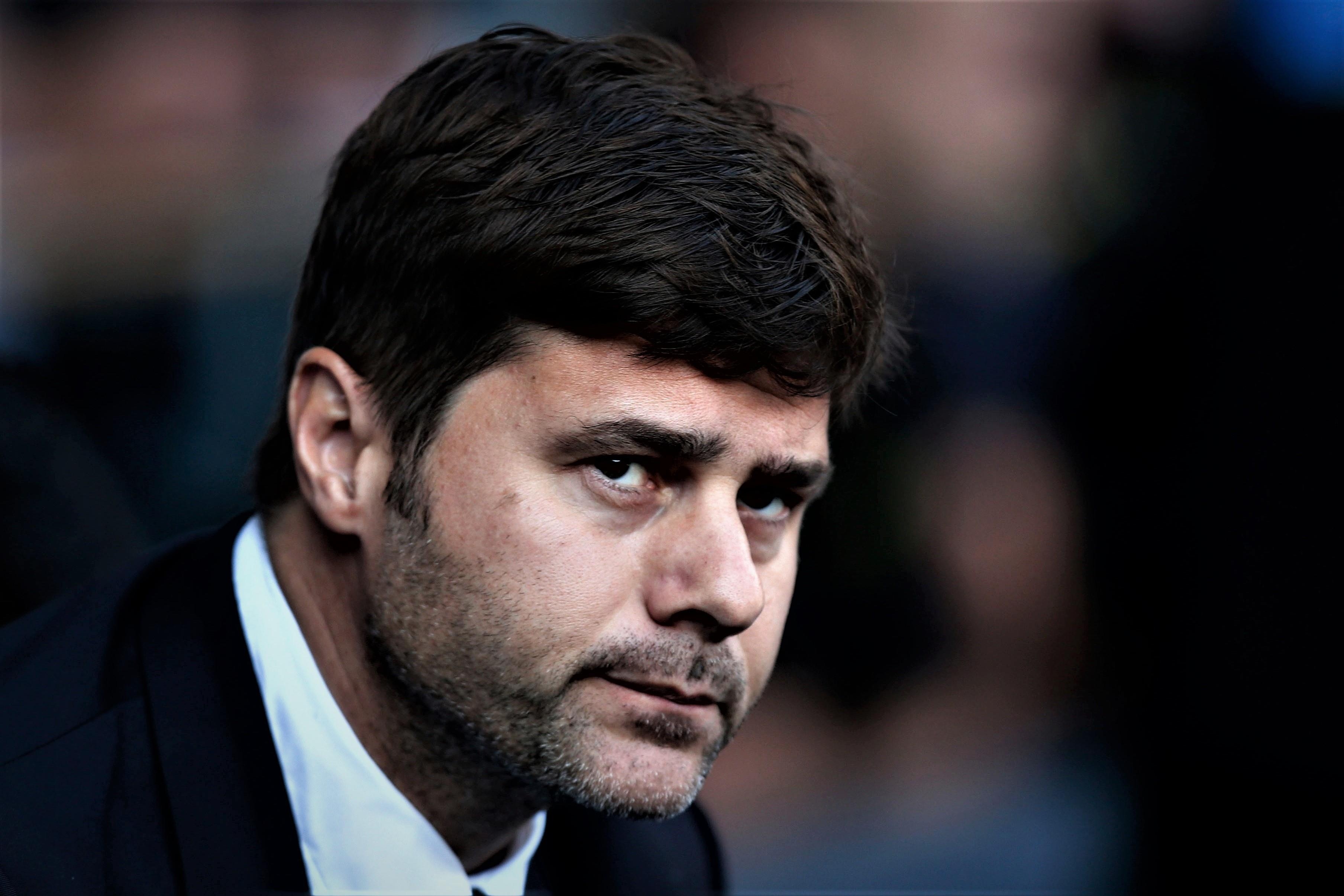 HLV Pochettino kho chiu khi bi hoi ve tuong lai hinh anh