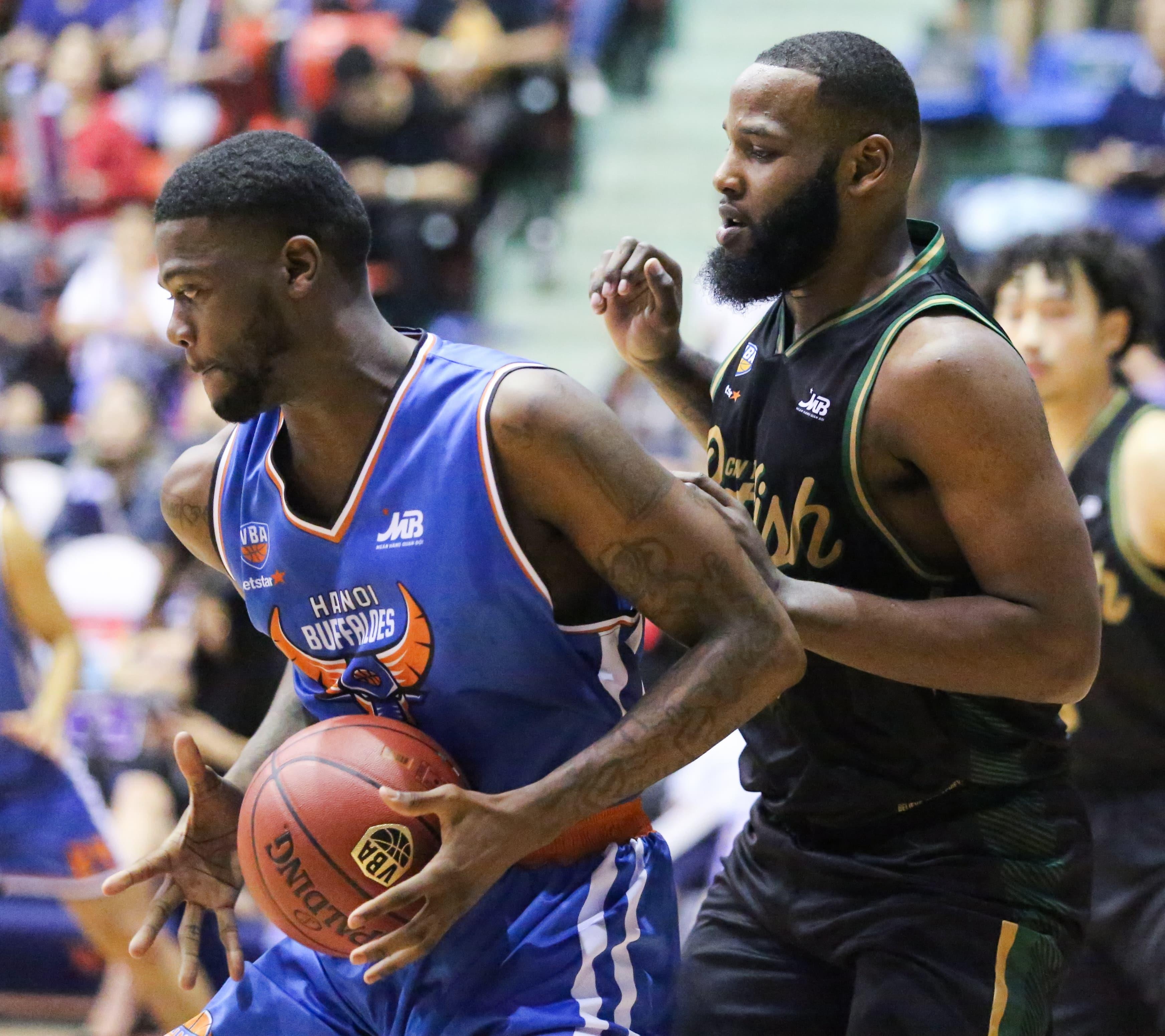 Ve nha di con,  VBA 2019,  Hanoi Buffaloes,  bong ro anh 6