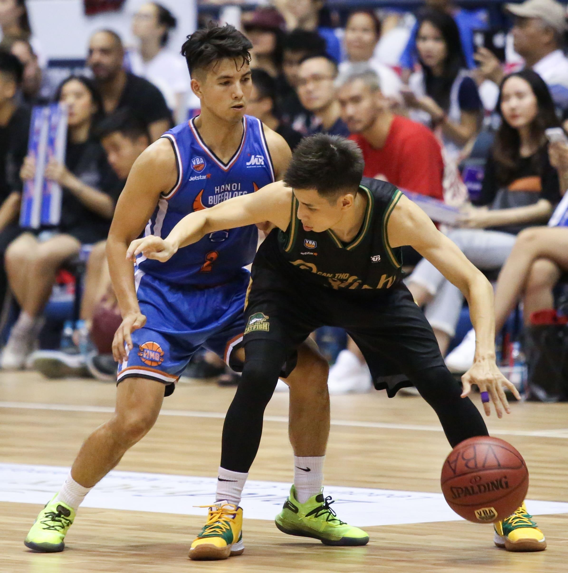 Ve nha di con,  VBA 2019,  Hanoi Buffaloes,  bong ro anh 7