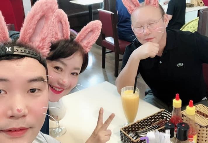 Con trai thay Park: 'Gio thi ai la so mot day?' hinh anh