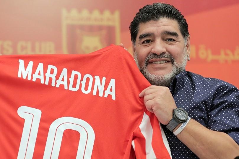 Huyen thoai Diego Maradona muon lam HLV cua Man Utd hinh anh