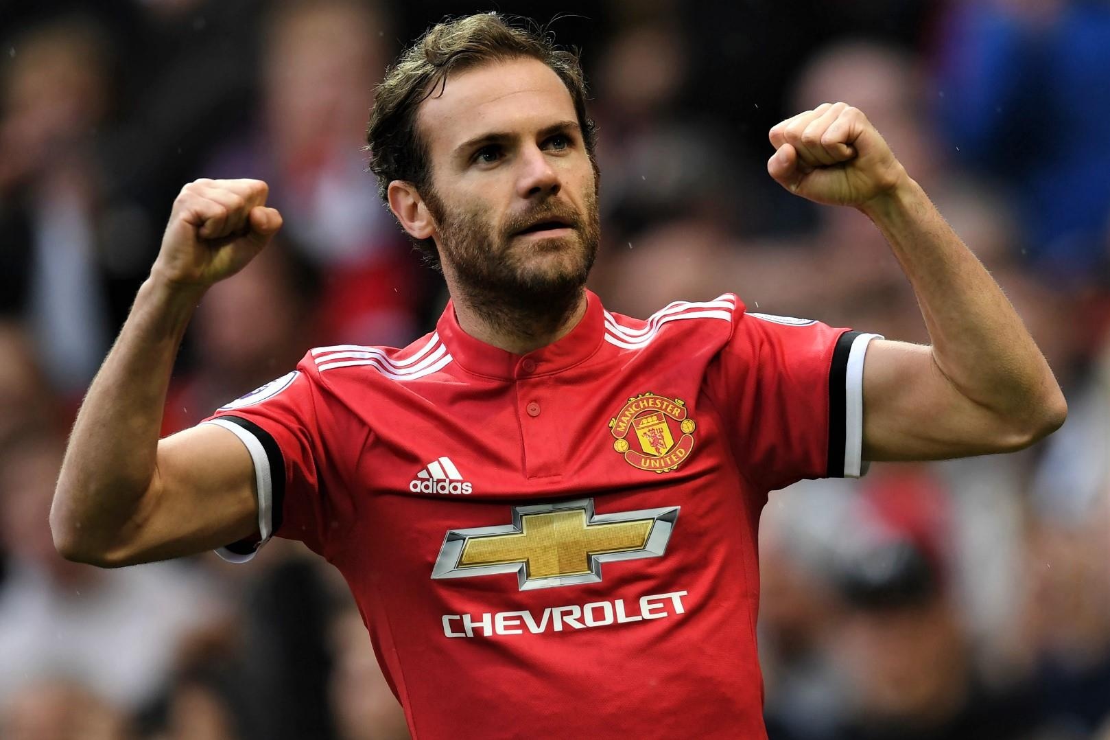 MU gia han hop dong voi Juan Mata truoc mua giai moi hinh anh