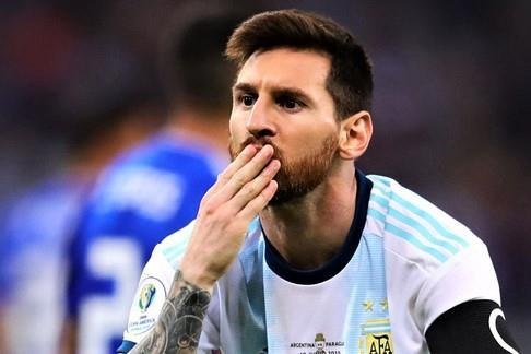 Argentina gap Brazil o ban ket Copa America hinh anh