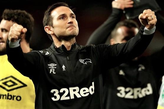 Derby County cho phep Lampard tro ve Chelsea hinh anh