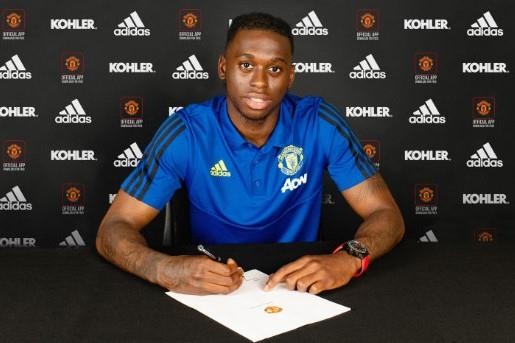 Chuyen nhuong MU,  Wan-Bissaka,  bom tan anh 1