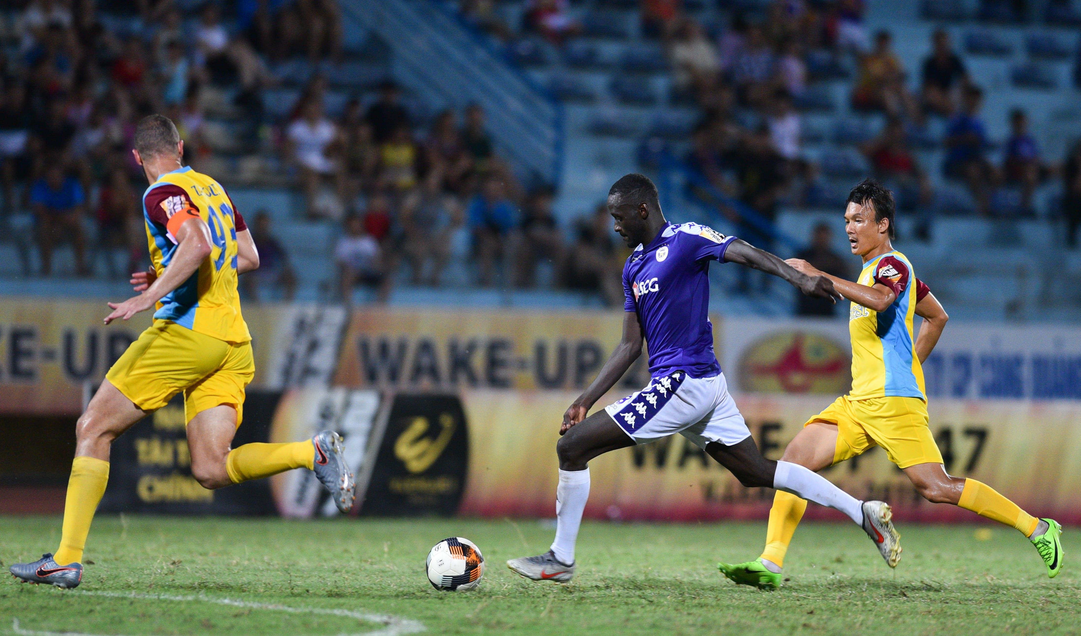 CLB Ha Noi,  HLV Chu Dinh Nghiem,  V.League 2019 anh 5
