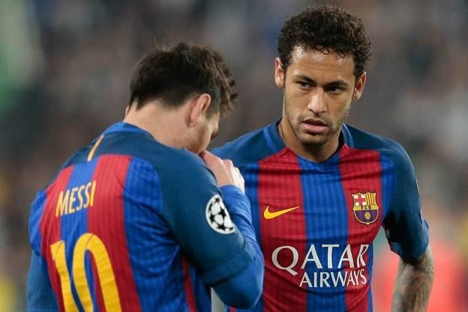 Chu tich Barca: 'Messi khong yeu cau mua lai Neymar' hinh anh